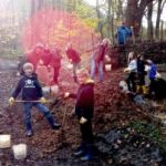 Eimerkette der 5c des EMA-Gymnasiums am Sandbach © Presse- und Informationsdienst Stadt Osnabrück